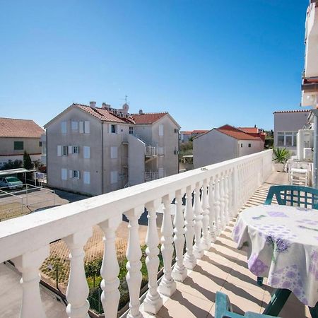 Family Holiday Apartments Lucia Vodice Exteriér fotografie