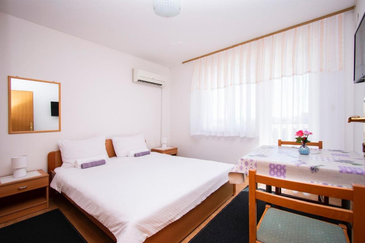 Family Holiday Apartments Lucia Vodice Exteriér fotografie