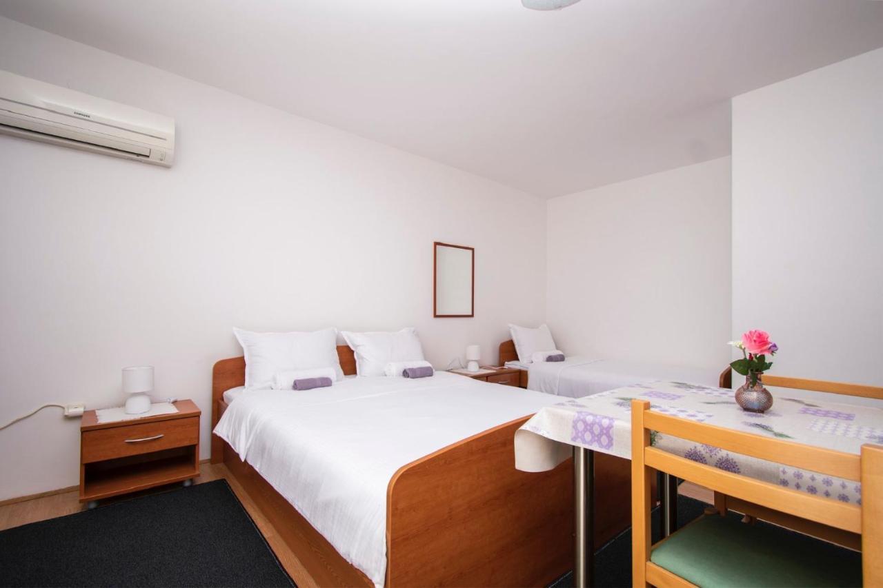 Family Holiday Apartments Lucia Vodice Exteriér fotografie