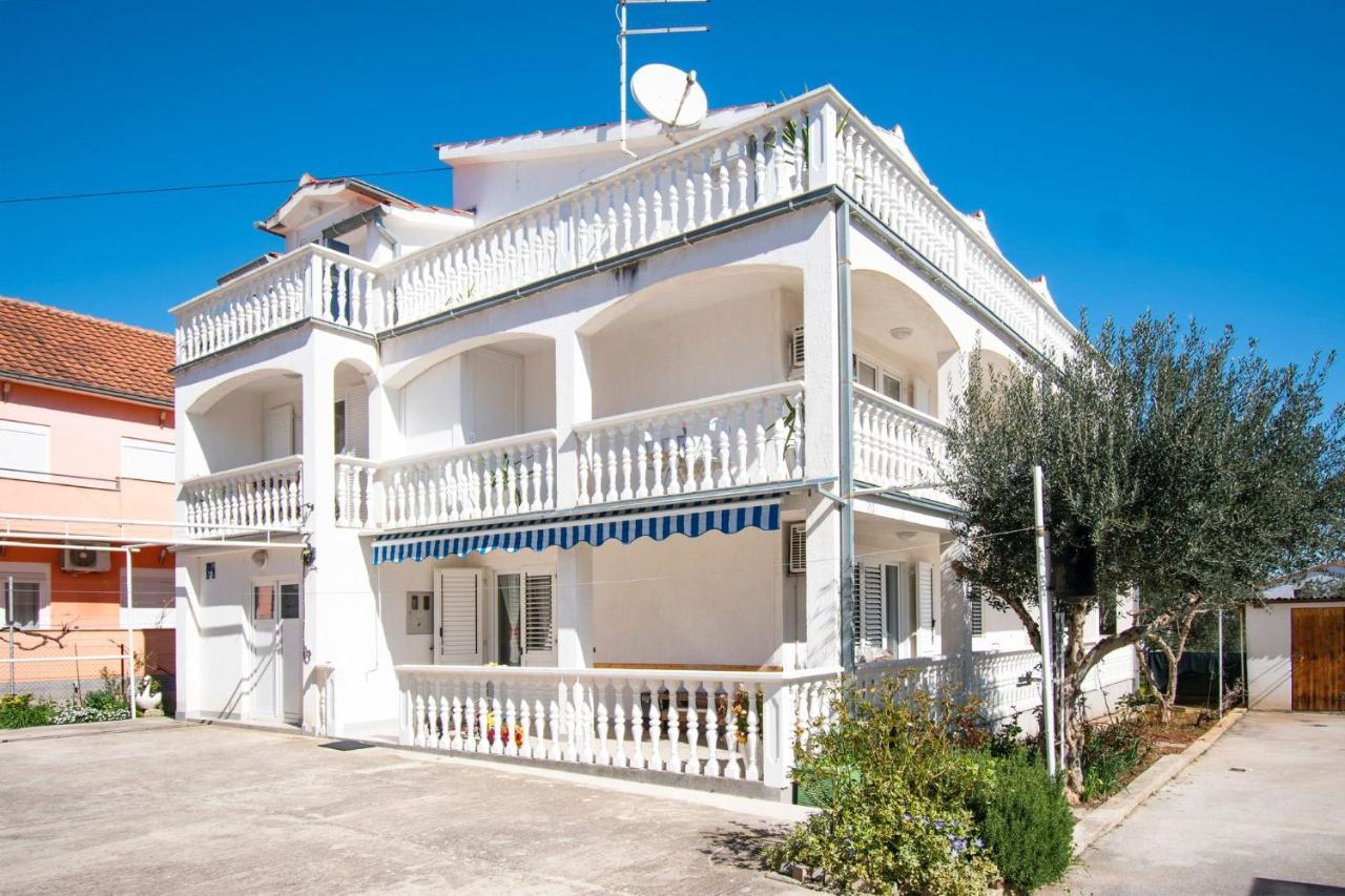 Family Holiday Apartments Lucia Vodice Exteriér fotografie